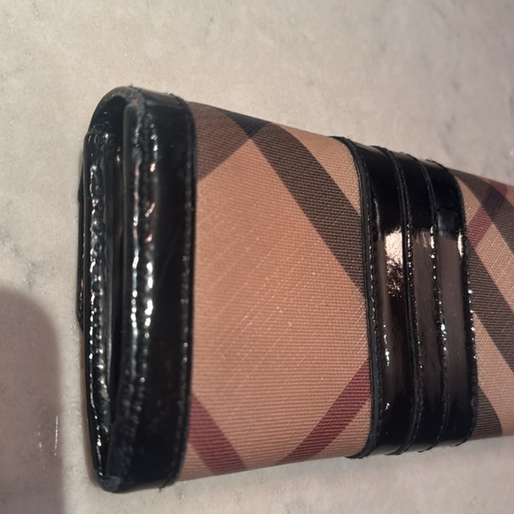 Authentic Burberry Nova Check Long Wallet - Picture 3 of 13